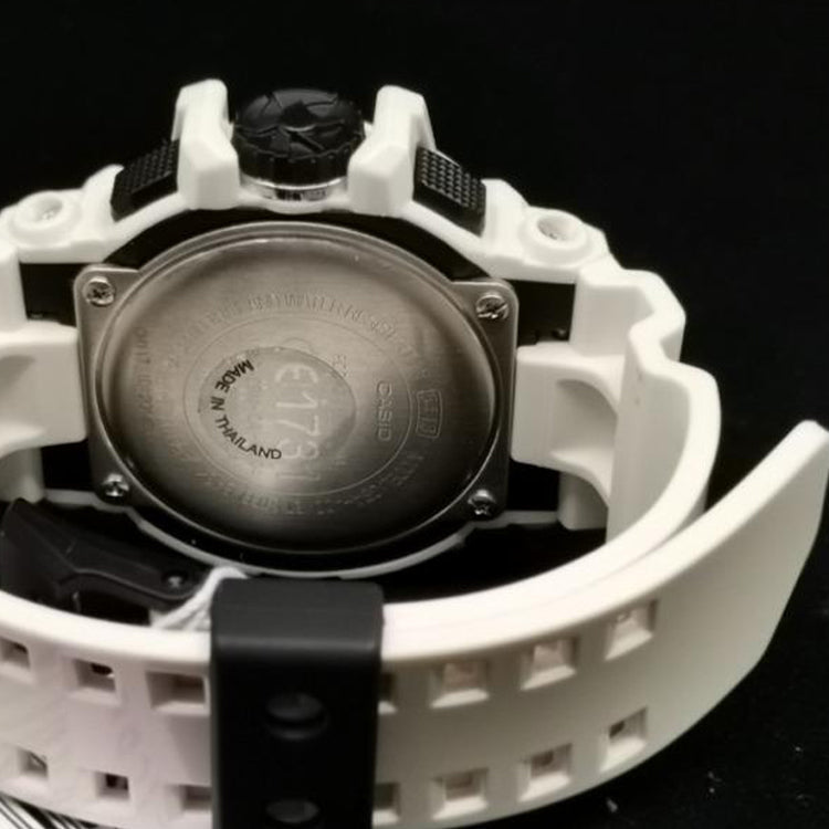 G-SHOCK WATERPROOF SPORTS SHOCKPROOF MENS WHITE ANALOG GBA-400-7C