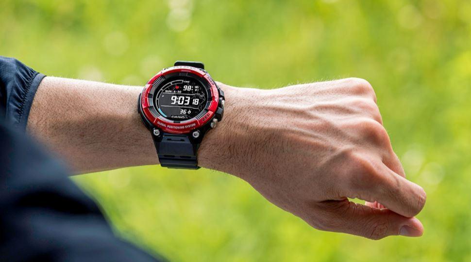 WSD-F21HR-RD : Red Android Watch